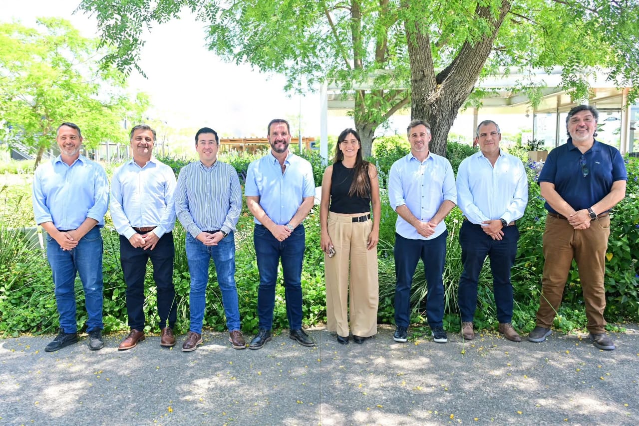 NOTICIAS CAMPANA:PROYECTOS DE IA, SEGURIDAD Y TRANSPORTE, LOS EJES DEL ENCUENTRO DE INTENDENTES DE LA REGION NORTE 2